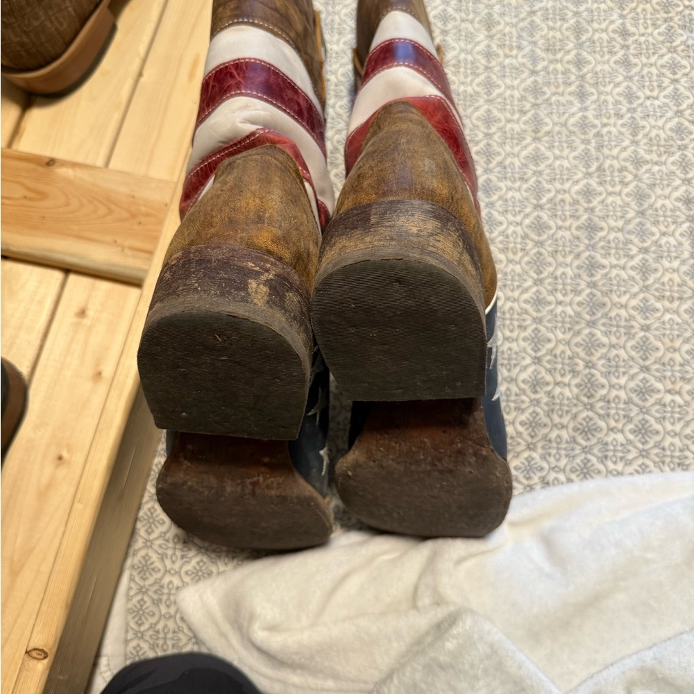 American Flag Cowboy Boots - Picture 4 of 5